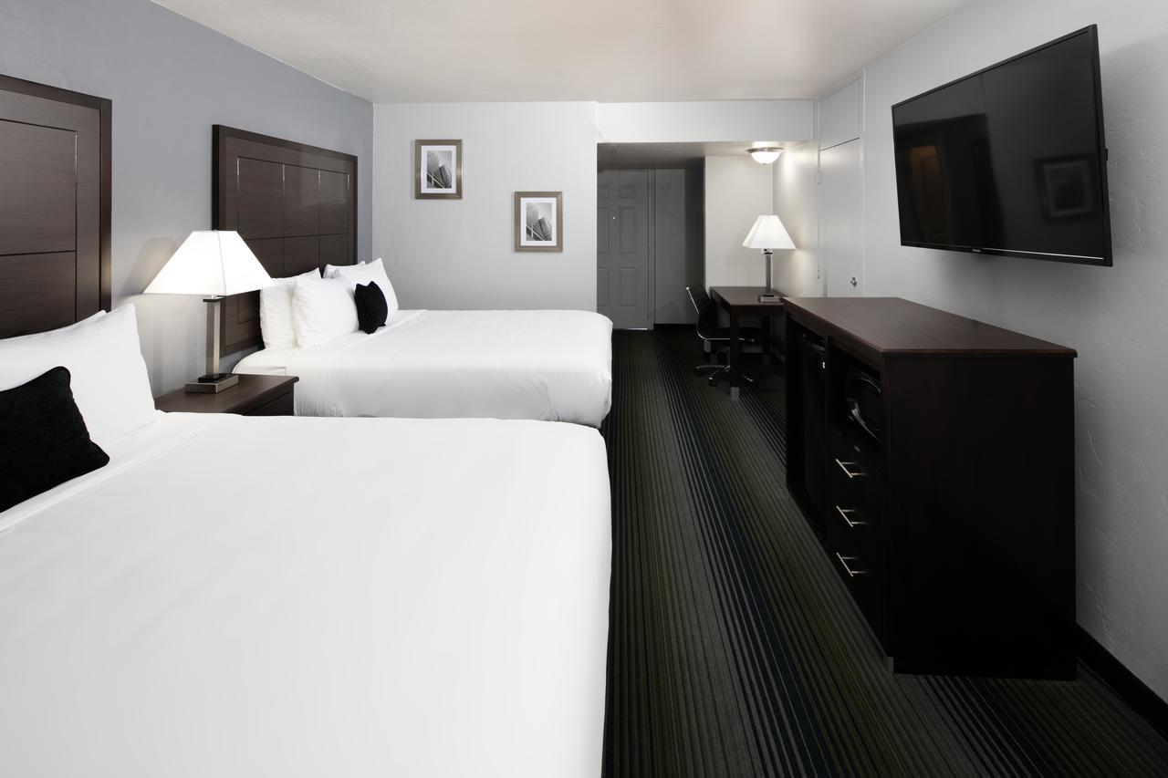 Red Lion Inn & Suites Tucson Downtown Экстерьер фото
